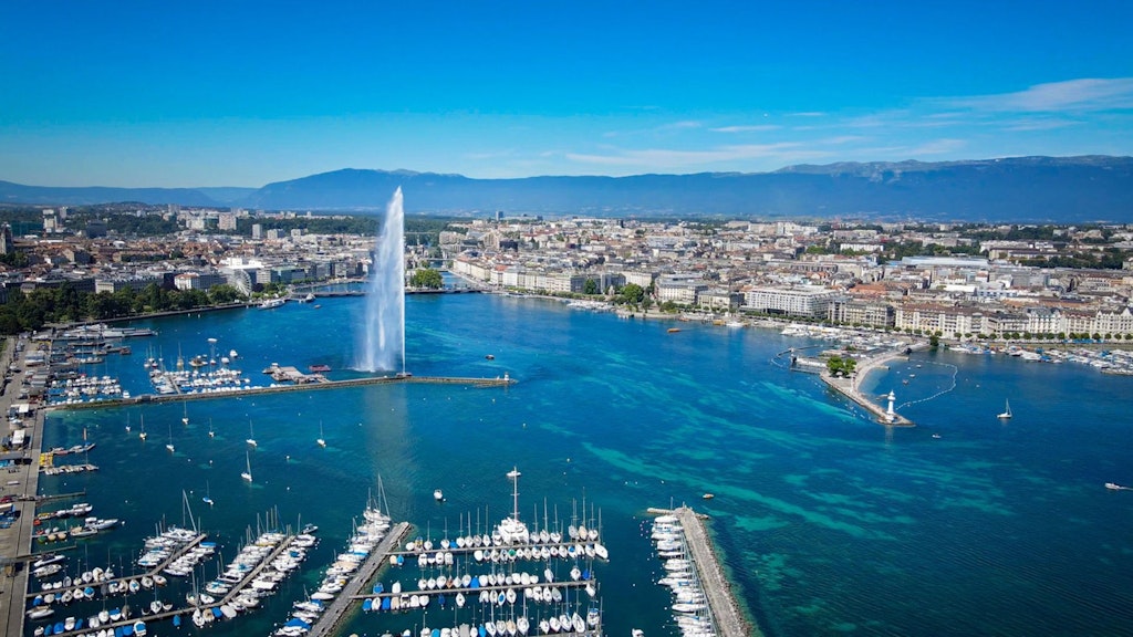 The picture shows the city of Geneva.